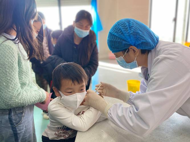 广东新冠疫情进展及与前6次不同，氢气疗法成重症防护新探索