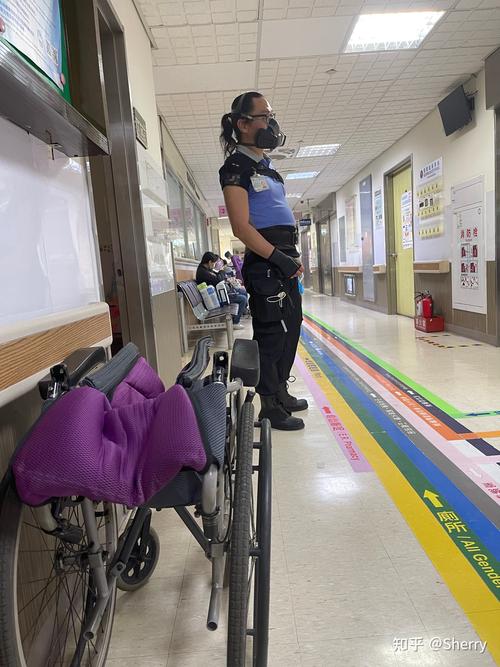 台湾新增新冠确诊病例46484例，疫情严峻进入三级警戒