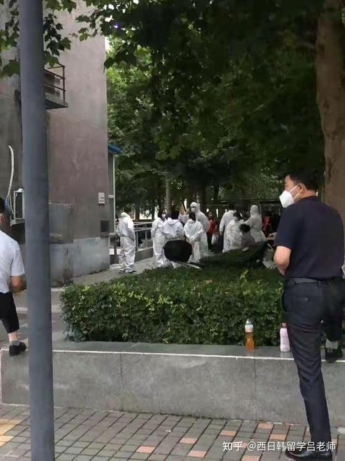 北京朝阳区十里堡一小区现疑似病例 部分楼区暂时封闭
